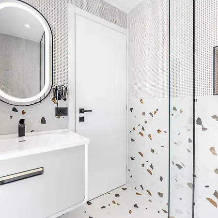 Verona Boutique Dıraç