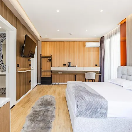 Verona Boutique Otel Dıraç